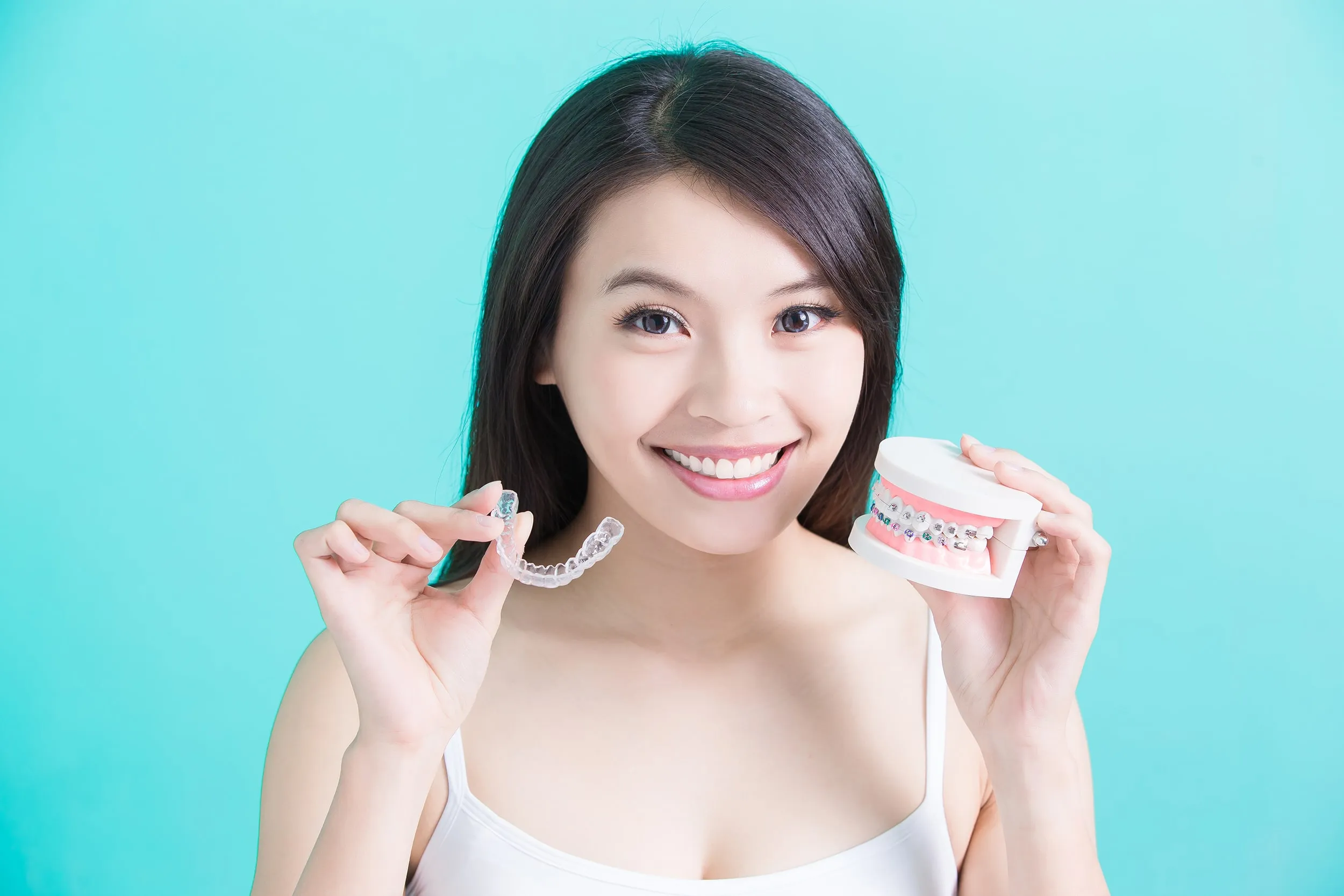 A clear aligner tray
